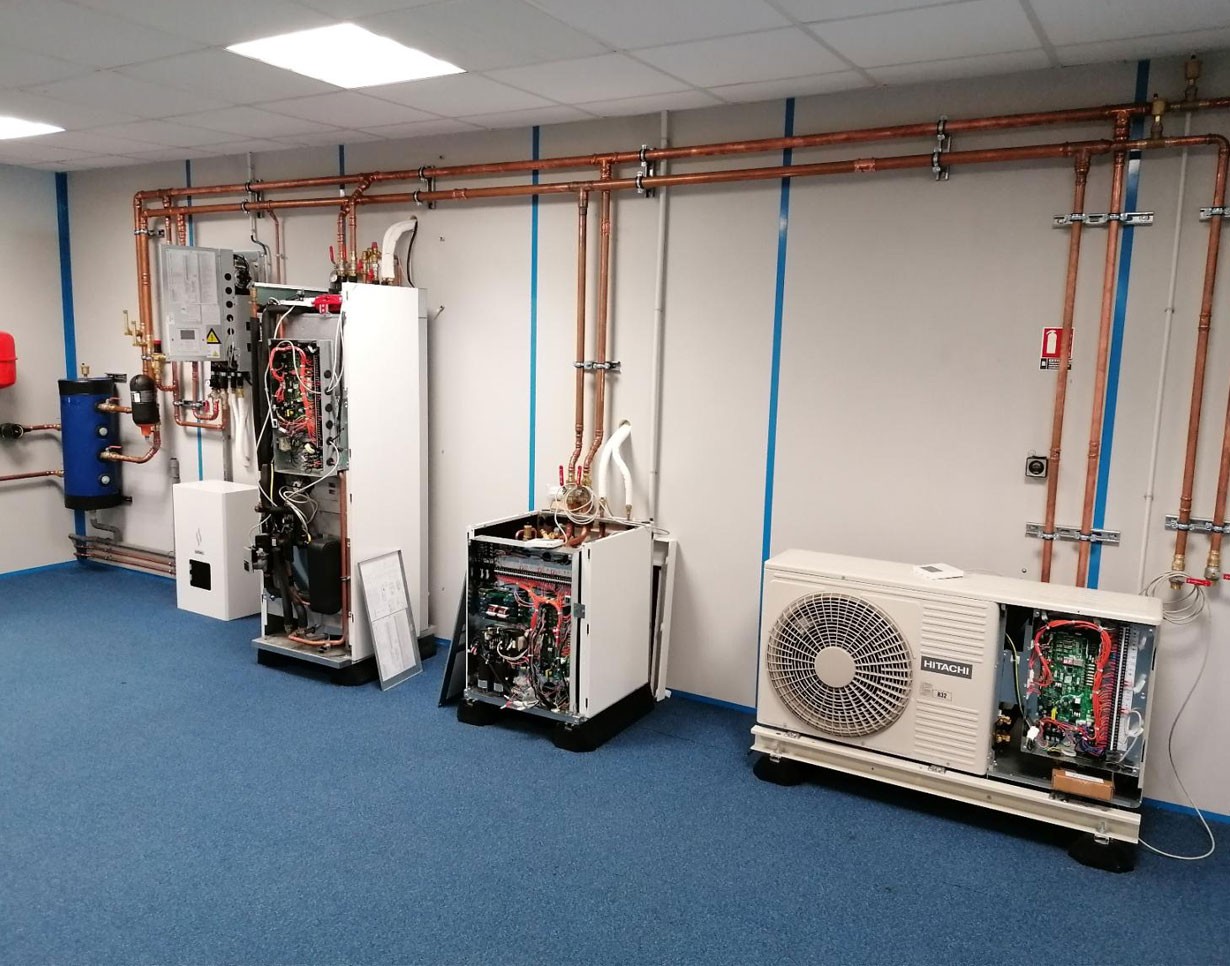 Des formations techniques Hitachi disponibles sur Bordeaux, dans le nouveau centre créé par Cegeclim Energies